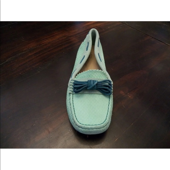 New Women’s UGG Meena II Exotic Scale Moccasin Seafoam - Picture 3 of 8